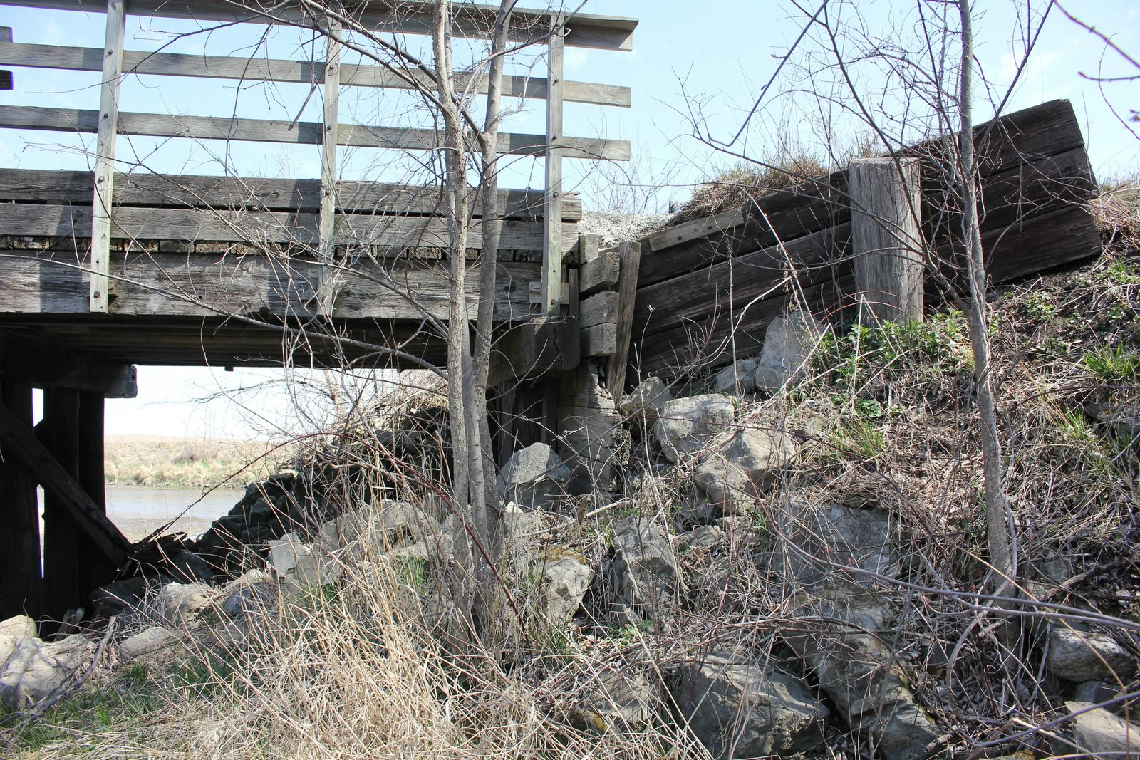 North abutment
